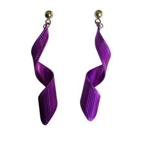 Vintage Vibrant Purple Twisted Metal Dangle Drop Earrings with Gold-Tone Stud
